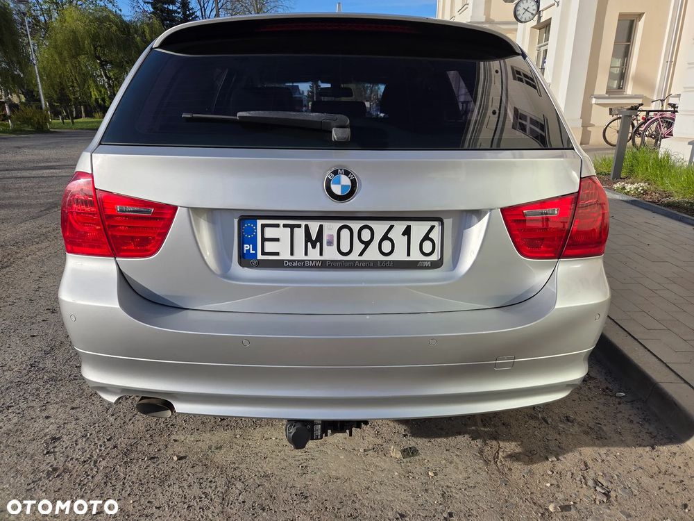 BMW Seria 3 318d DPF - 6