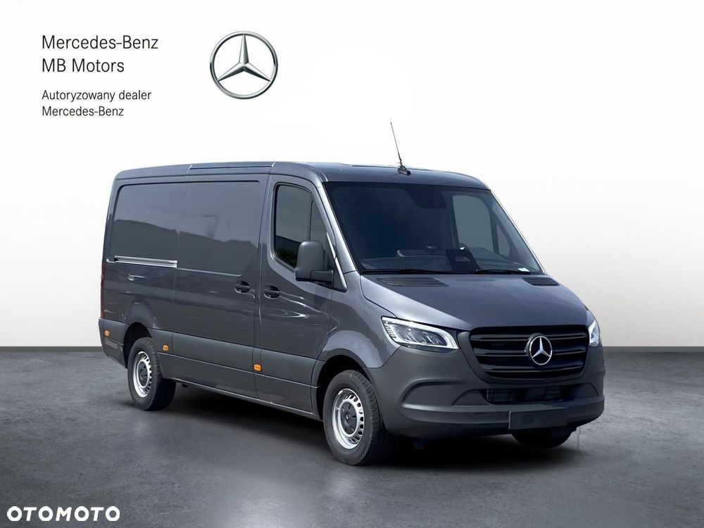 Mercedes-Benz Sprinter - 2