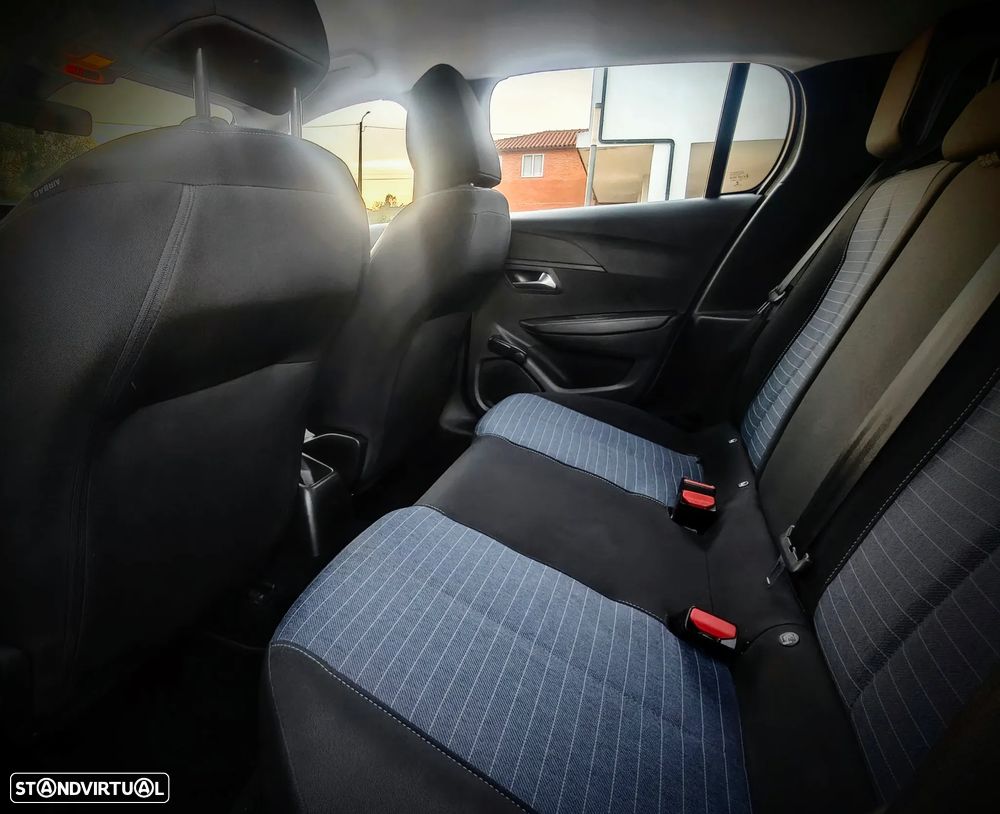 Peugeot 208 1.2 PureTech GT Line - 12