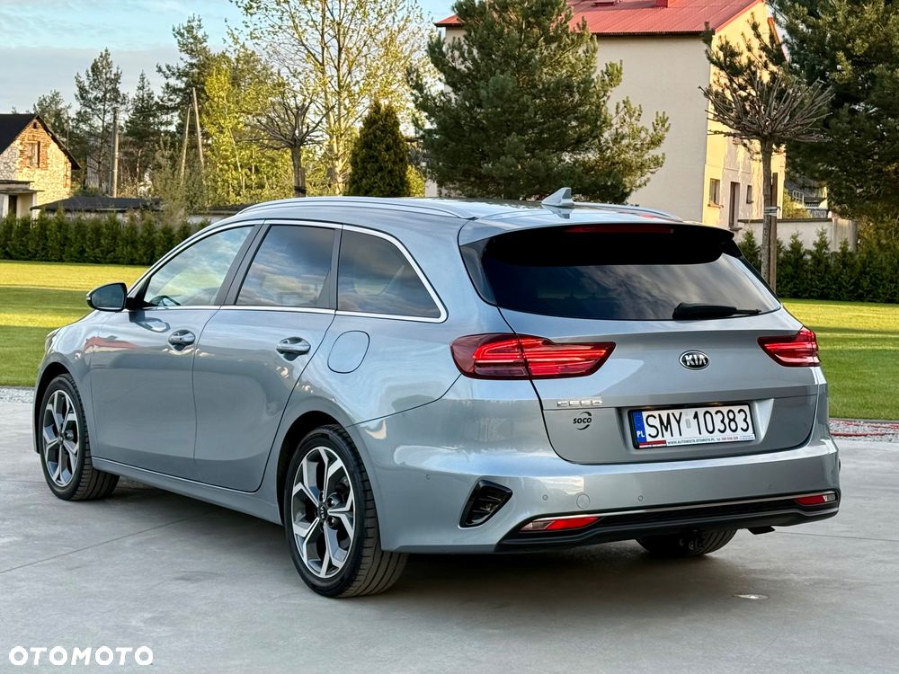 Kia Ceed 1.4 T-GDI DCT OPF Platinum Edition - 11