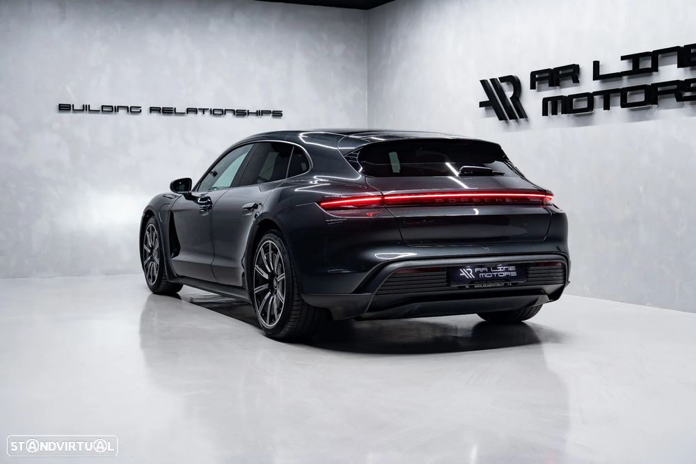 Porsche Taycan Sport Turismo Standard - 10
