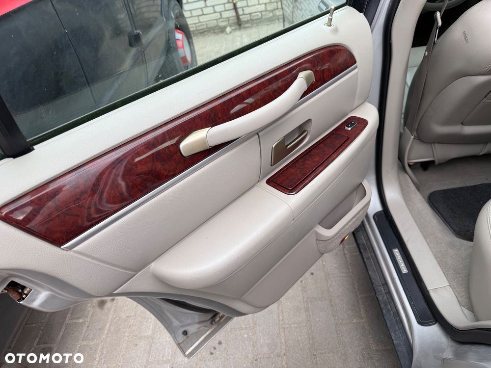 Lincoln Town Car 4.6 Signature - 25