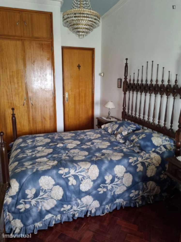Quarto - localizado em Xabregas Lisbon - Grande imagem: 5/9