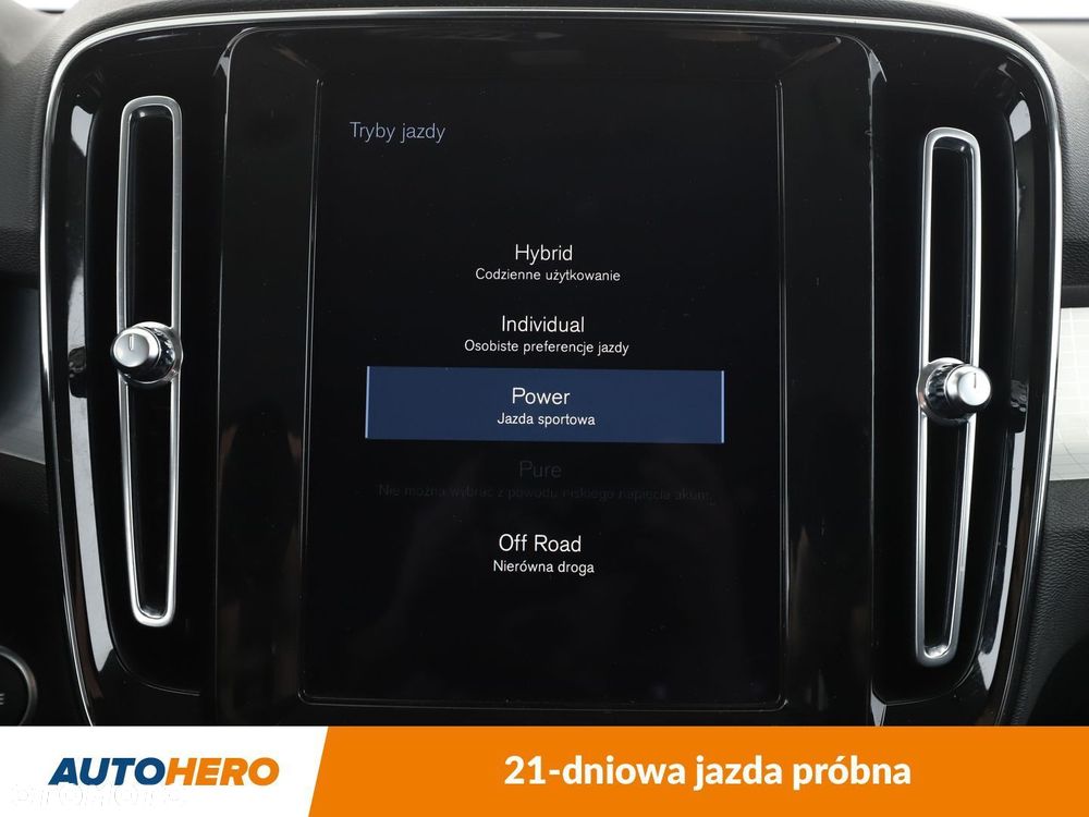 Volvo XC 40 - 26