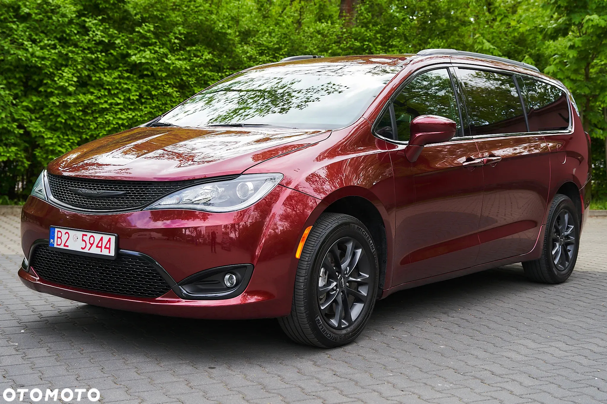 Chrysler Pacifica - 4