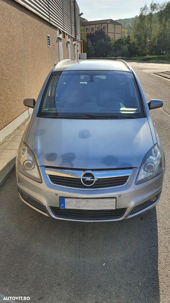 Opel Zafira 1.8 Sport - 2