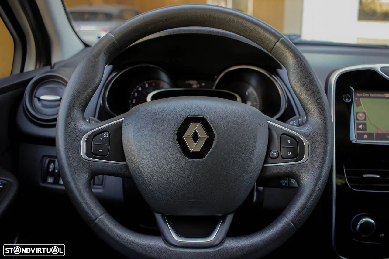 Renault Clio 1.2 Zen - 12