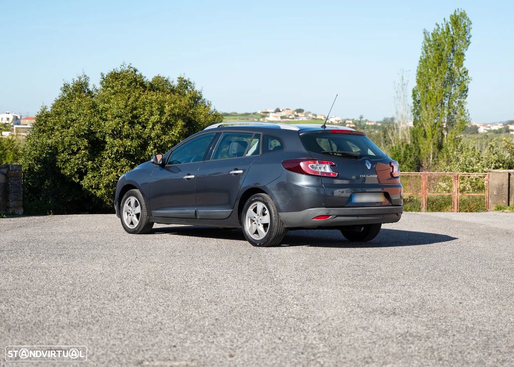 Renault Mégane Sport Tourer 1.5 dCi Confort - 4