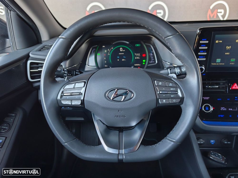 Hyundai Ioniq - 18