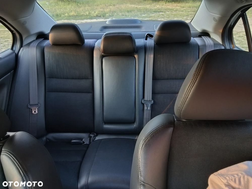 Honda Accord 2.0 i Sport - 22
