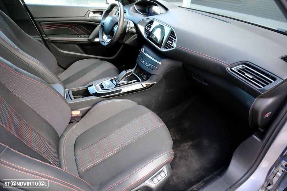 Peugeot 308 1.2 PureTech GT EAT8 - 13