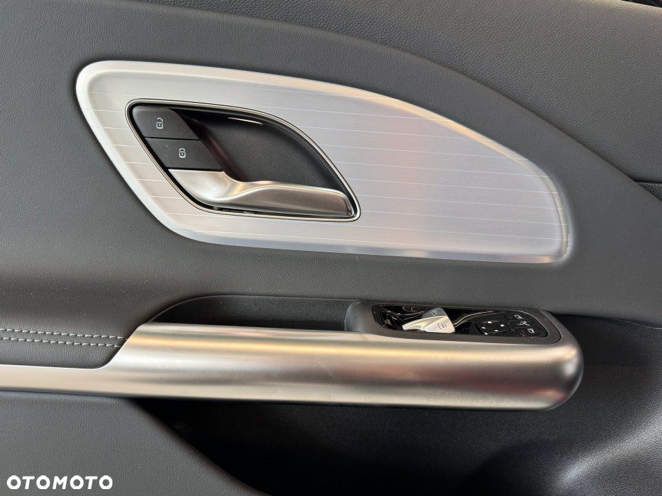 Mercedes-Benz CLA - 9
