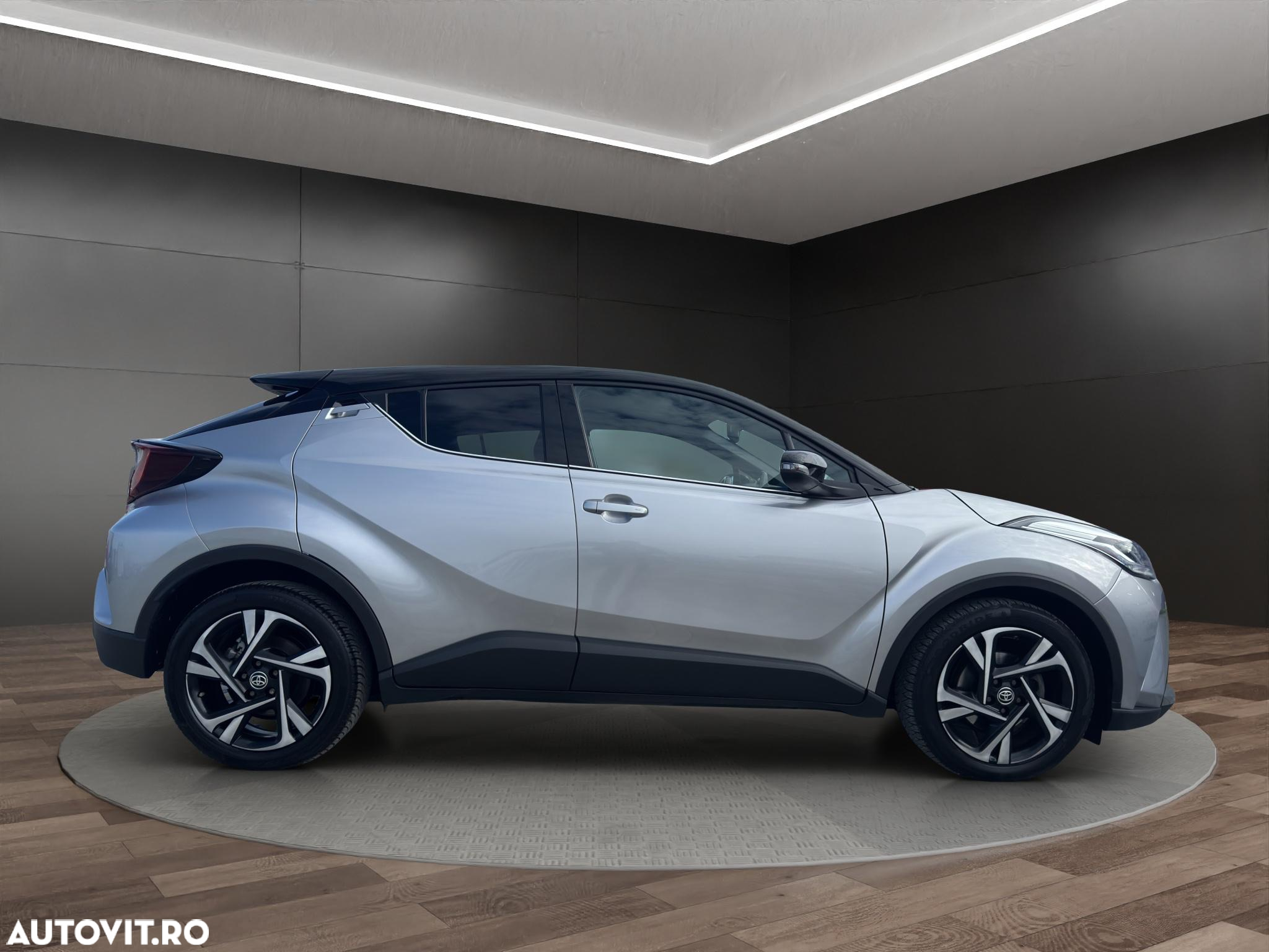 Toyota C-HR Hybrid Club - 16
