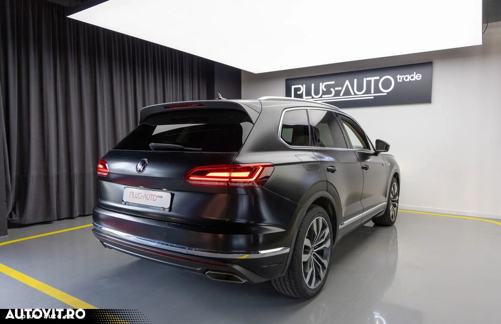 Volkswagen Touareg 3.0 V6 e-Hybrid 4Motion Aut. Atmosphere - 9