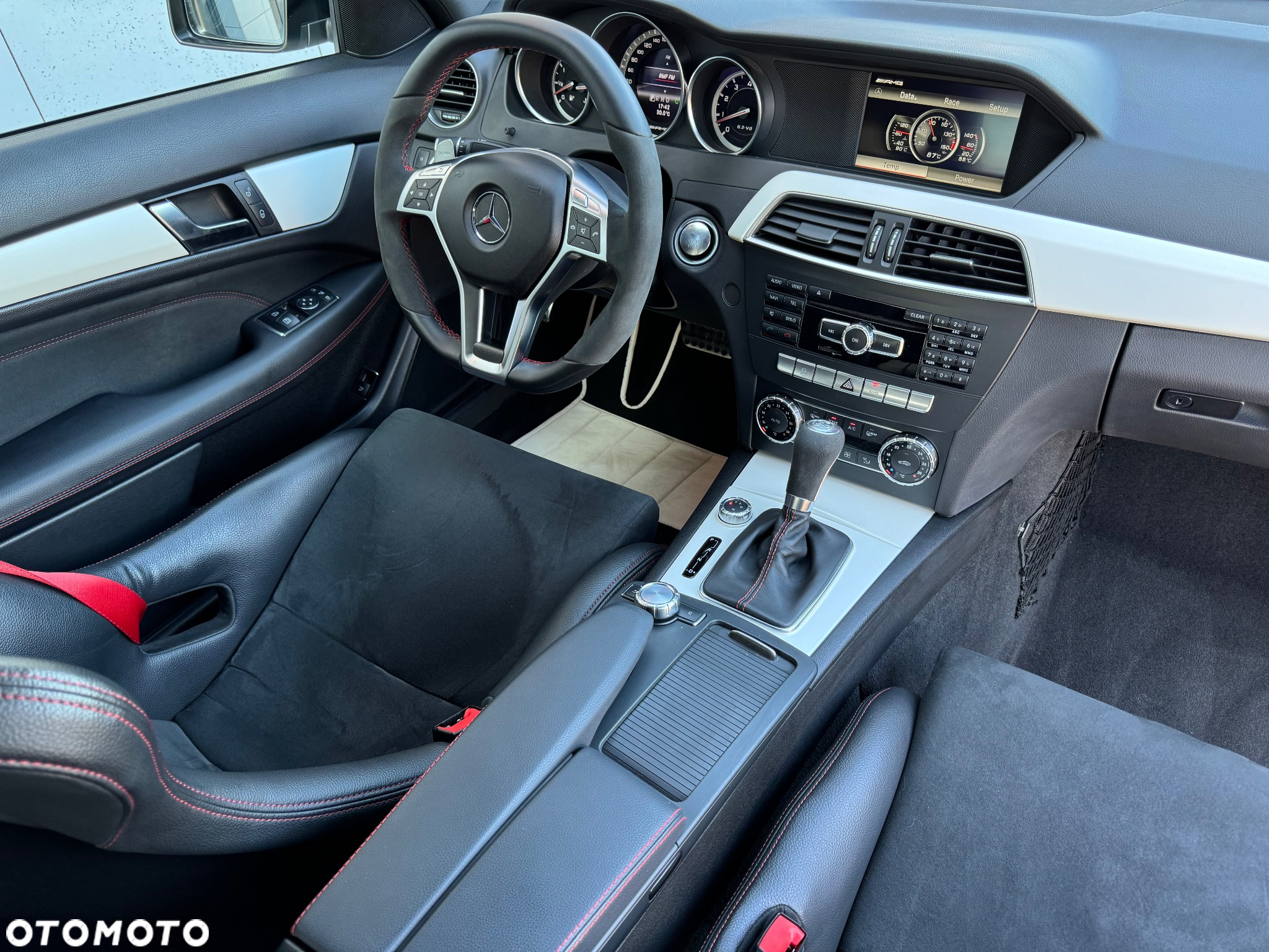 Mercedes-Benz Klasa C 63 AMG Coupe AMG SPEEDSHIFT MCT Black Series - 16