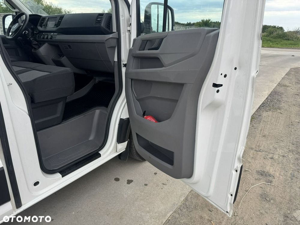 Volkswagen Crafter - 12