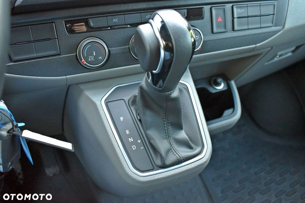 Volkswagen Transporter L2 DSG - 19
