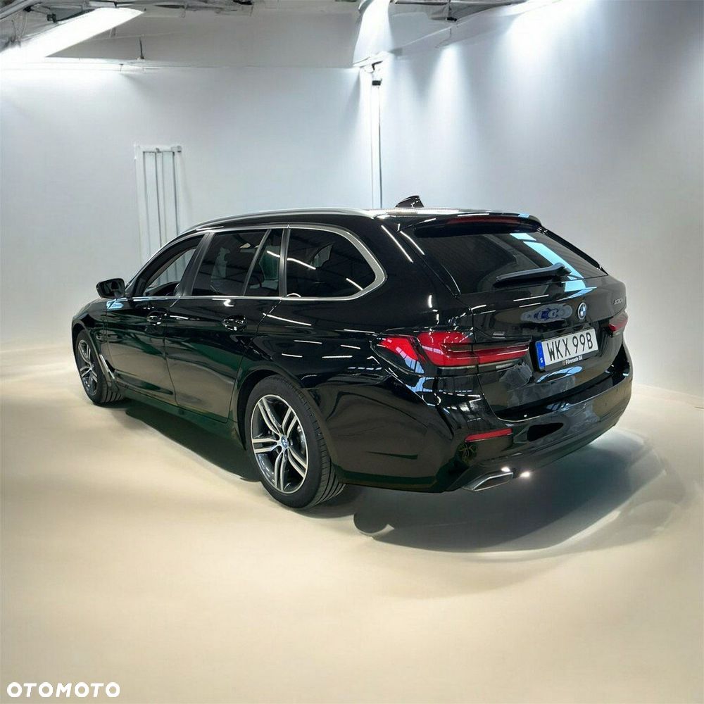 BMW Seria 5 530e Luxury Line - 4