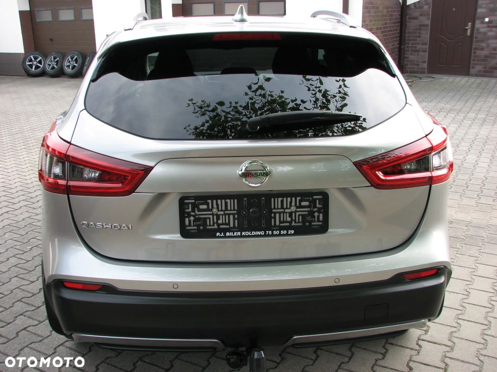 Nissan Qashqai 1.2 DIG-T N-Connecta EU6 - 6