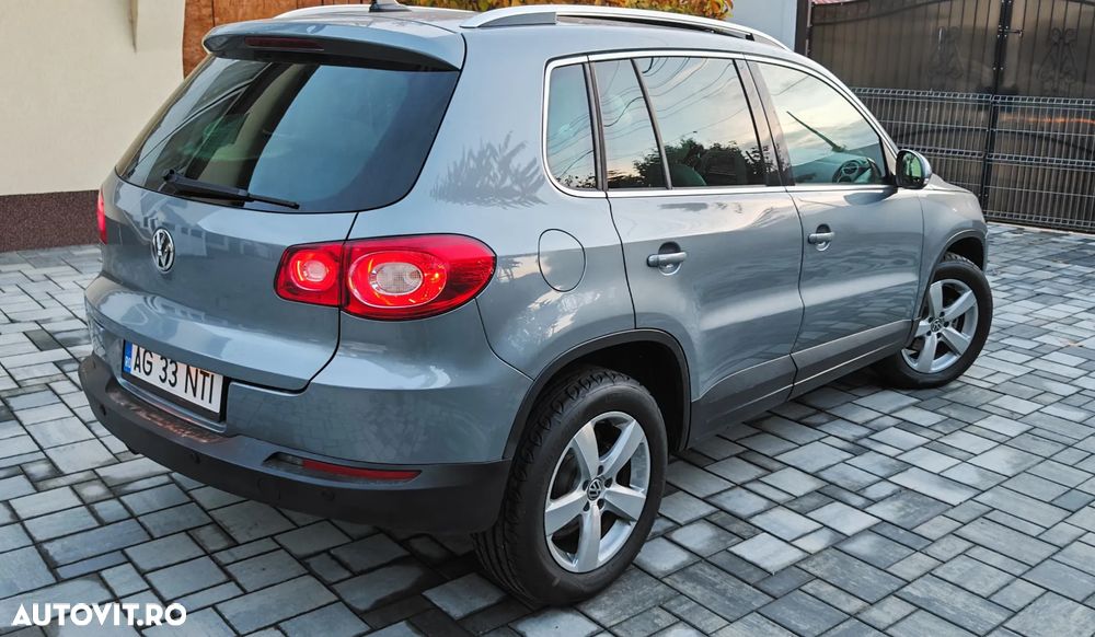 Volkswagen Tiguan - 4