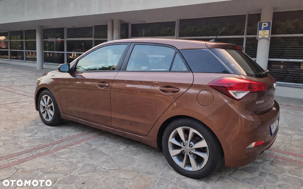 Hyundai i20 1.2 BlueDrive Elegant - 3