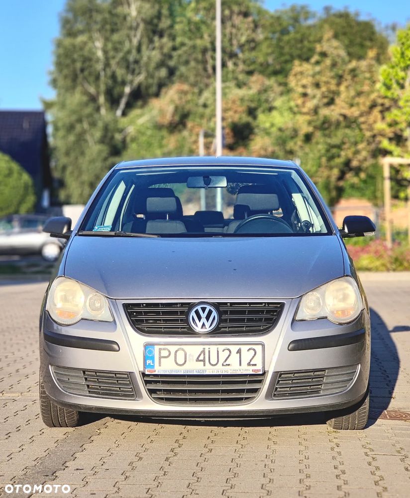 Volkswagen Polo 1.4 16V Comfortline - 1