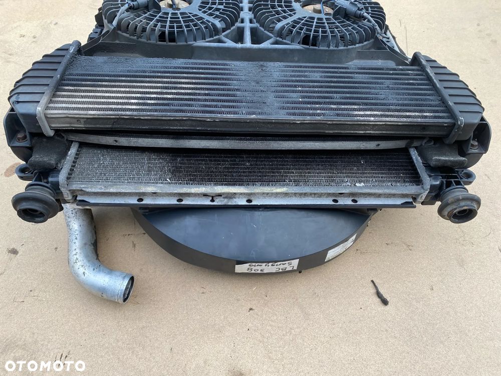 CHŁODNICA WODY KLIMATYZACJI SSANGYONG KYRON 2165908001 - 5