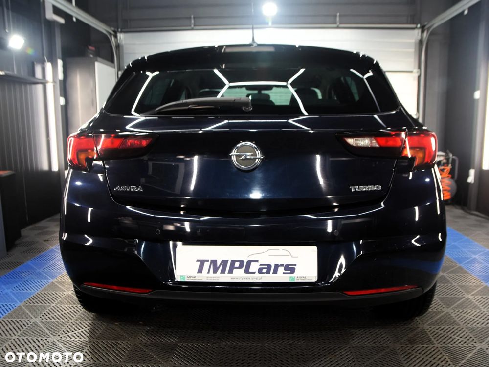 Opel Astra 1.4 T Enjoy S&S - 11