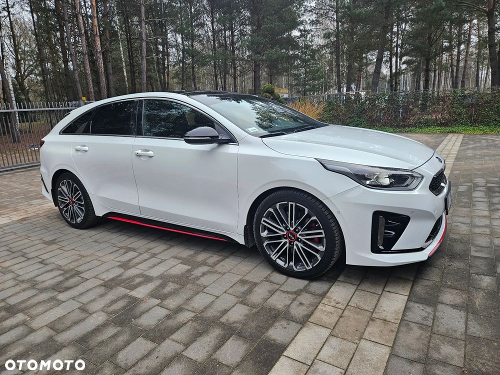Kia ProCeed 1.6 T-GDI GT DCT - 8