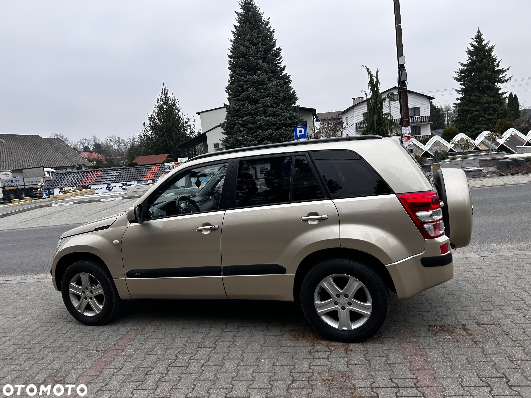 Suzuki Grand Vitara 2.0 - 4