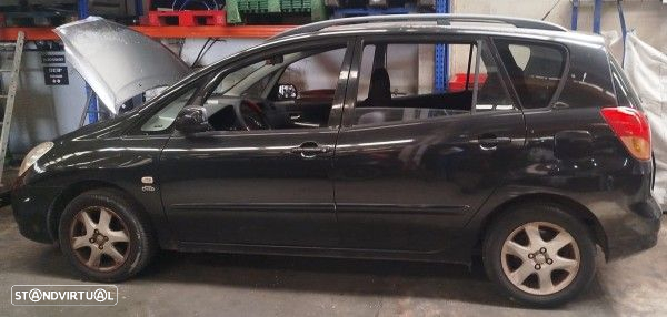 Para Peças Toyota Corolla Verso (_E12_) - 3