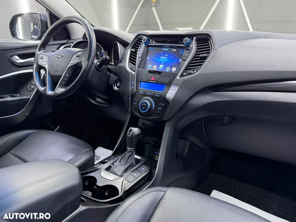 Hyundai Santa Fe Grand 2.2 CRDI 4WD Automatik Premium - 30