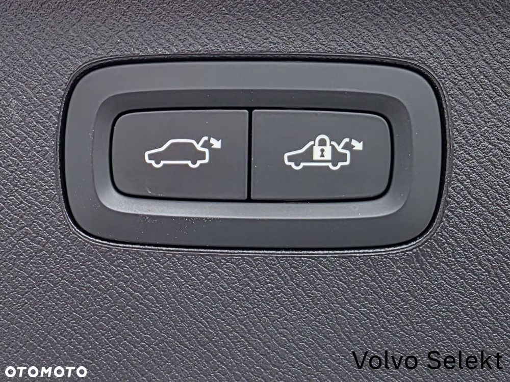 Volvo XC 90 - 21