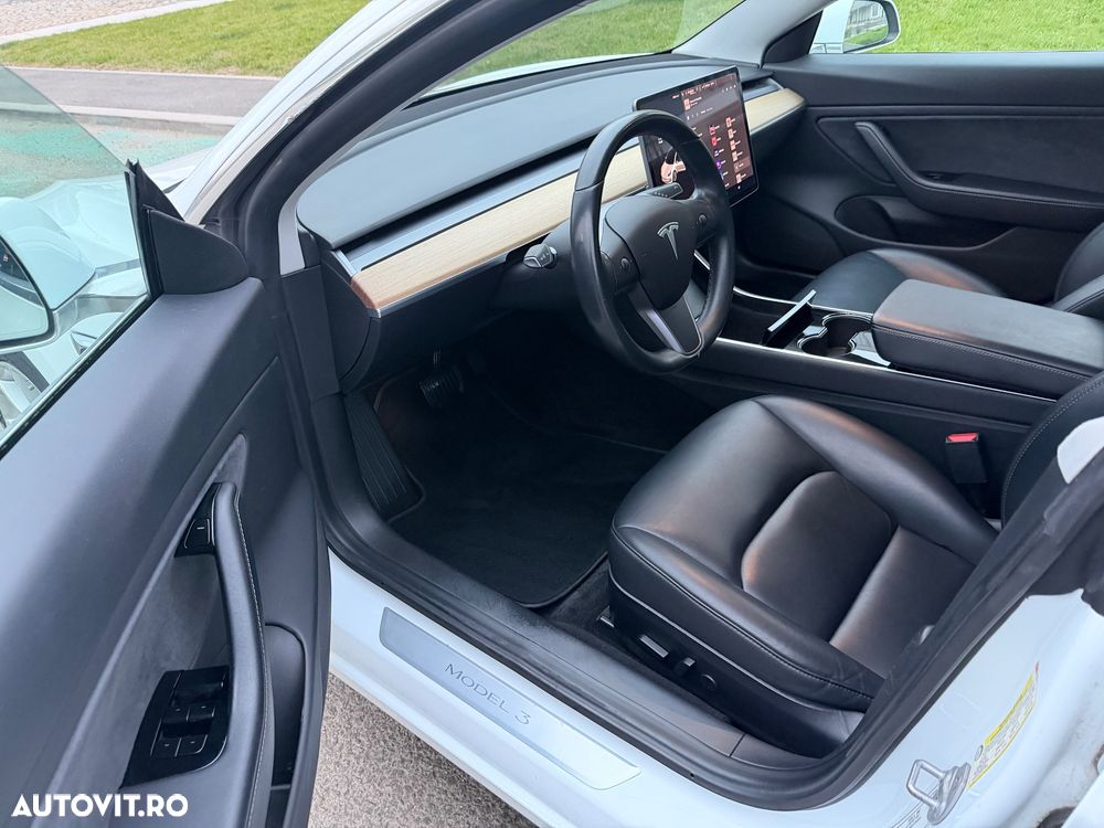 Tesla Model 3 Langstreckenbatterie Allradantrieb Dual Motor - 13