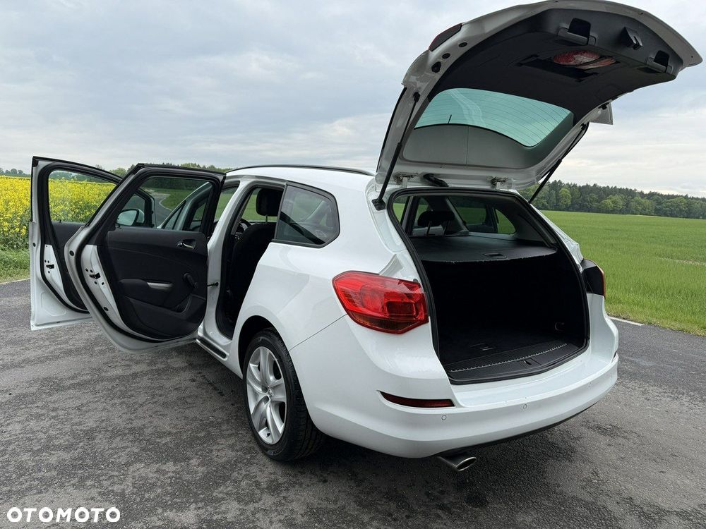 Opel Astra 1.4 Turbo ENERGY - 25