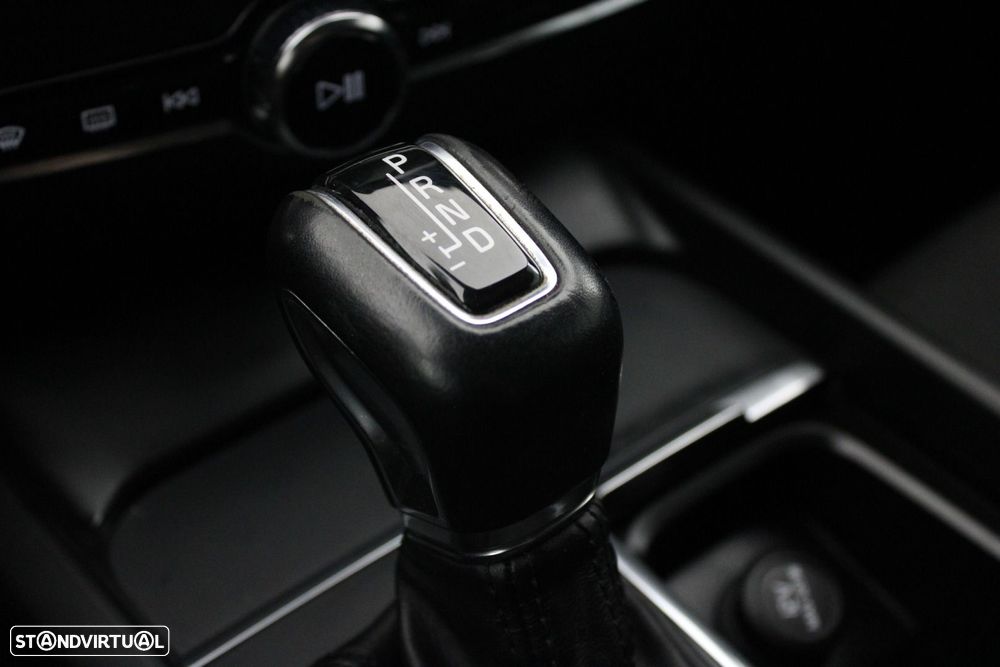 Volvo V60 2.0 D3 Geartronic - 17