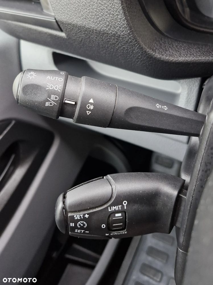 Peugeot Expert, 2022 X, Wersja M, tempomat, klima - 18