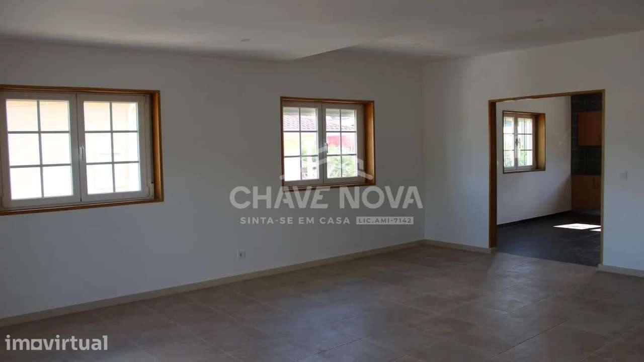 MORADIA TÉRREA V4 NOVA em Chaves - possibilidade de permuta - Grande imagem: 5/13