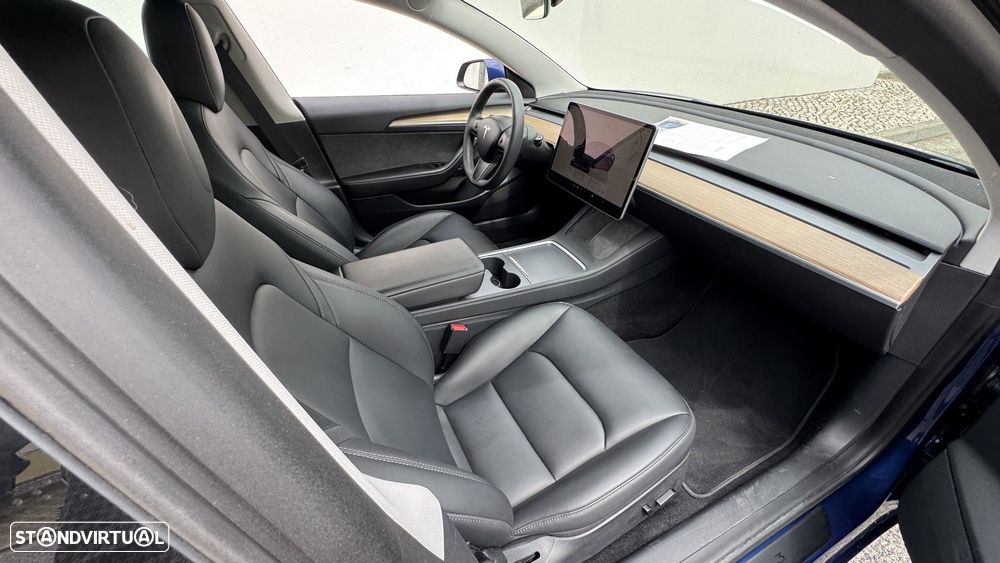 Tesla Model 3 - 17