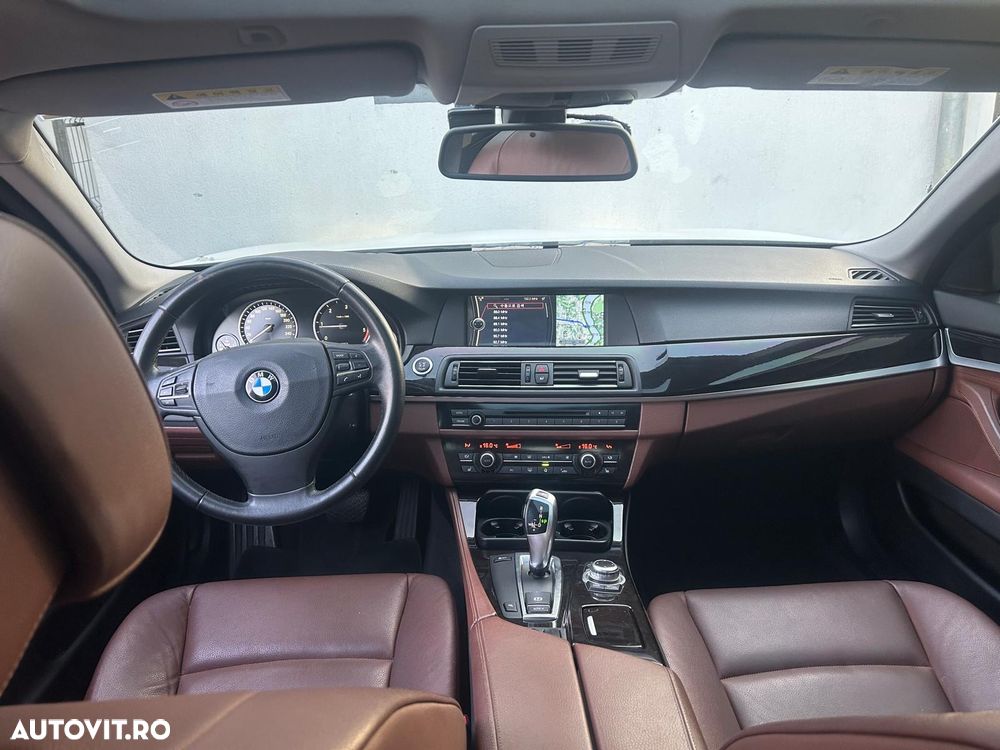 BMW Seria 5 520d BluePerformance Aut. - 10