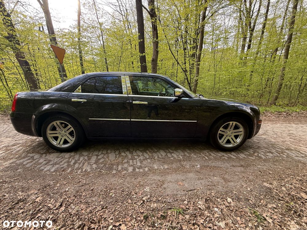 Chrysler 300C - 12