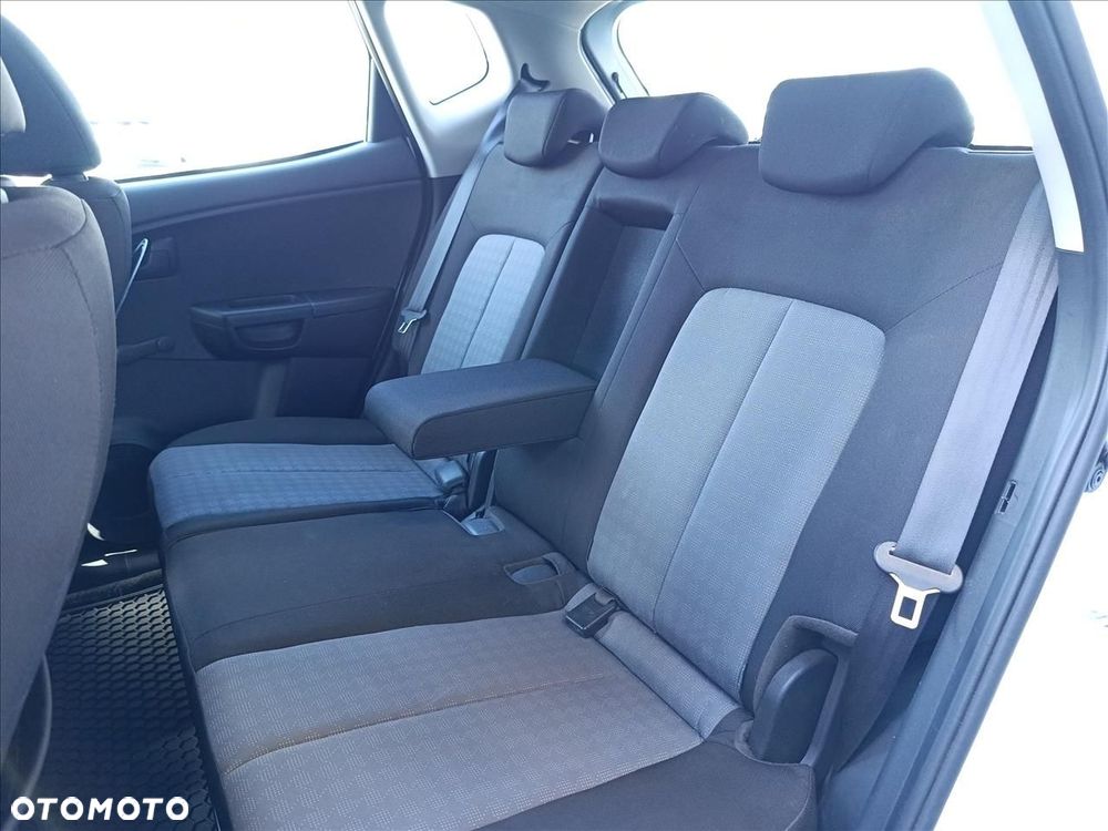 Kia Venga 1.6 M - 16