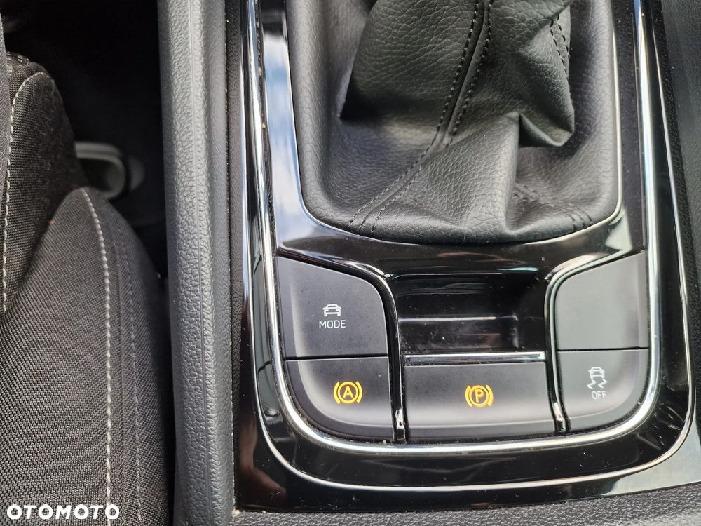 Skoda Karoq 2.0 TDI SCR Style - 28