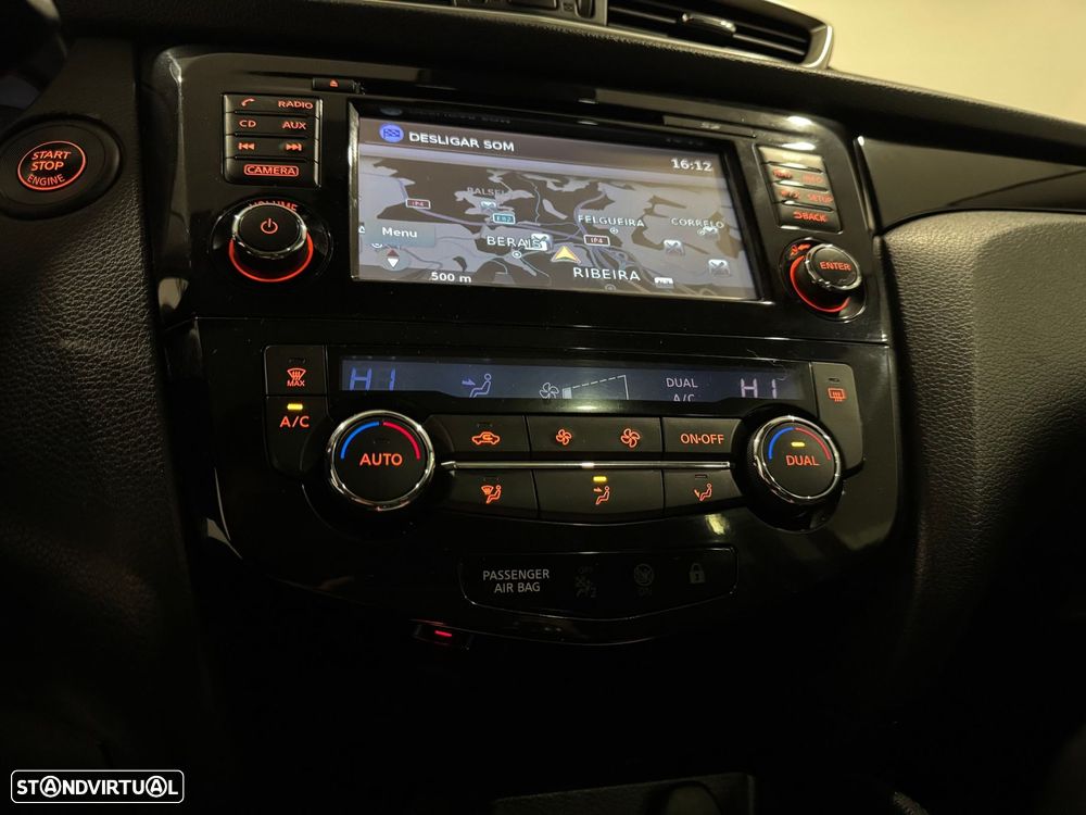 Nissan Qashqai 1.5 dCi N-Connecta 18 - 40