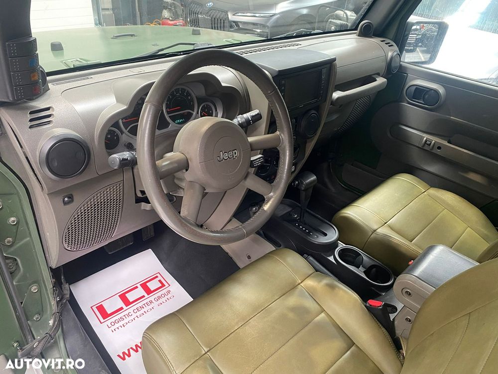 Jeep Wrangler - 9