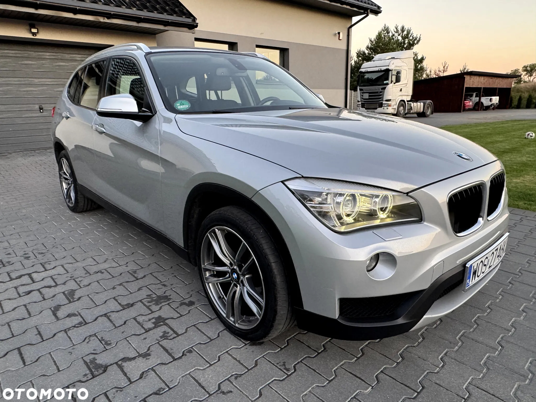 BMW X1 sDrive18d - 26