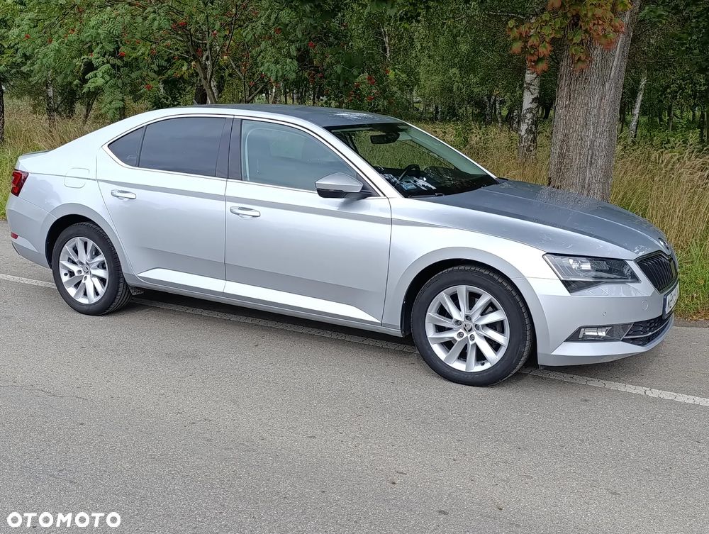Skoda Superb 2.0 TDI Ambition - 8