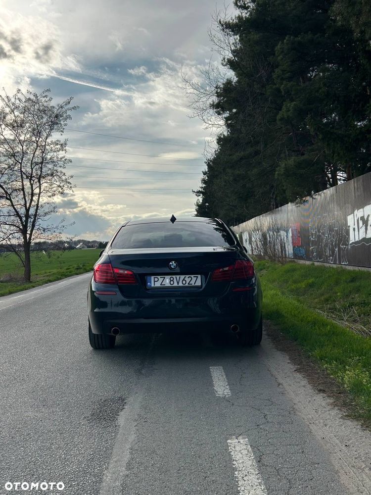 BMW Seria 5 535i Luxury Line - 10