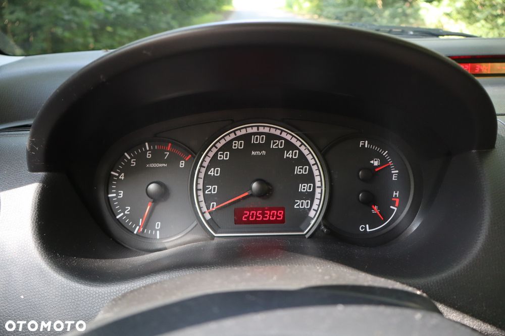 Suzuki Swift 1.3 GC - 11