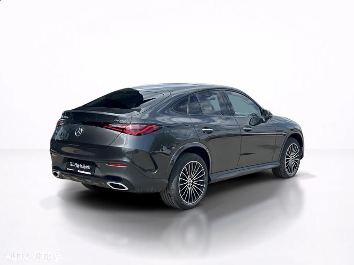 Mercedes-Benz GLC Coupe 300 de 4Matic 9G-TRONIC AMG Line Advanced - 4